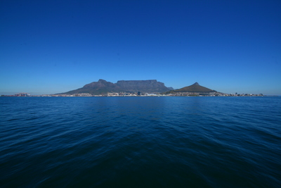 cape town, picture 1: table mountain. click on the image to go to the next picture